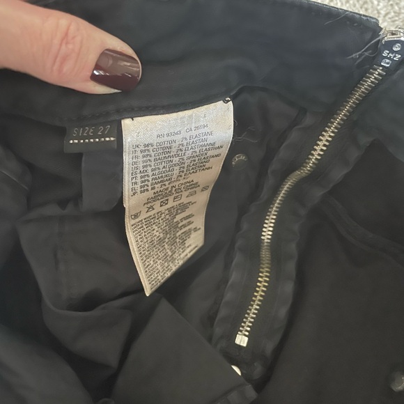 Stylish Black Pants - Picture 3 of 4